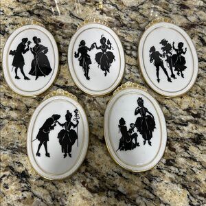 Charming Silhouette Wall Art Set in Black and White